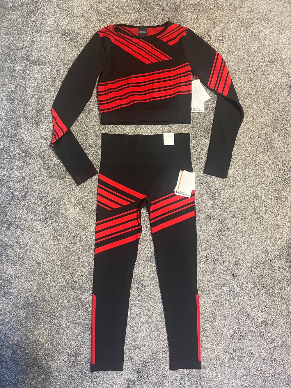Sports Illustrated Black & Red Striped Women’s Active Set
